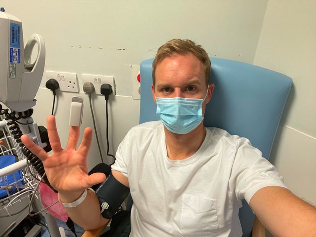 strictly-come-dancing’s-dan-walker-tells-fans-he-was-in-a&e-after-injuring-his-head