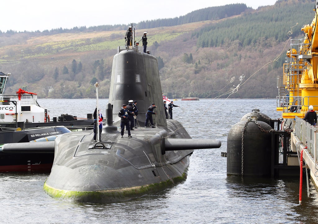france-accuses-britain-of-hiding-in-‘american-lap’-in-submarine-row