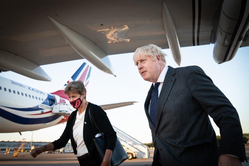 boris-johnson:-we-will-have-to-do-everything-we-can-to-stop-energy-firms-failing