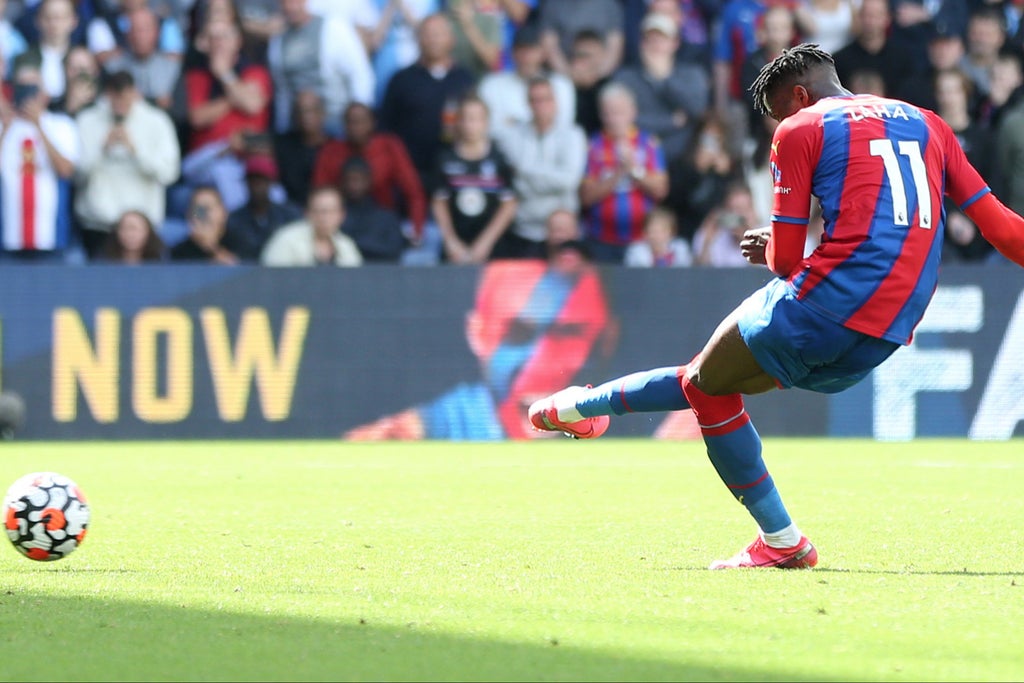 wilfried-zaha-relieved-of-crystal-palace-defensive-duties-in-hunt-for-more-goals-under-patrick-vieira
