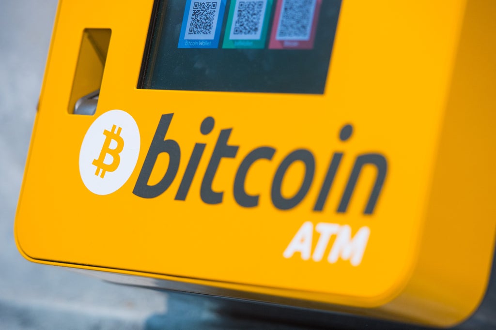 bitcoin-slumps-due-to-contagion-from-‘china’s-lehman-moment’