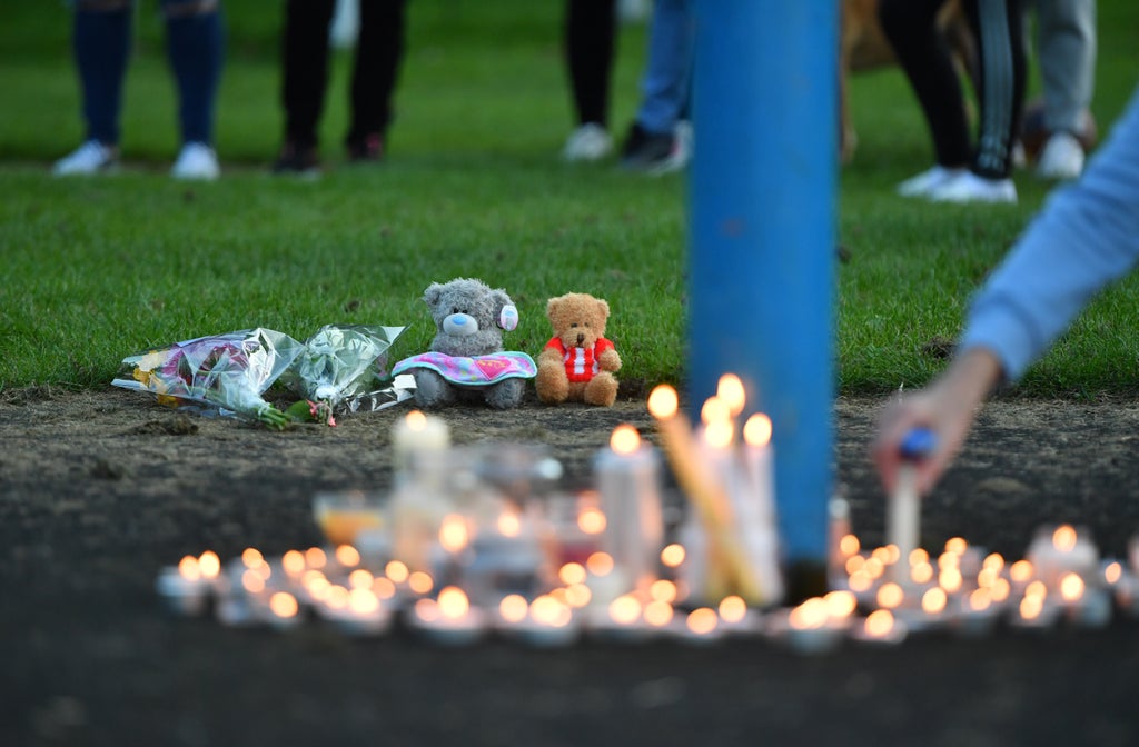 around-300-people-attend-vigil-for-killamarsh-victims