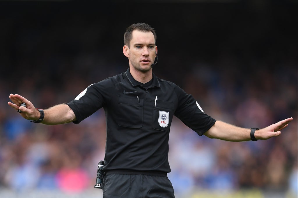 australian-jarred-gillett-to-become-first-overseas-official-to-referee-in-premier-league