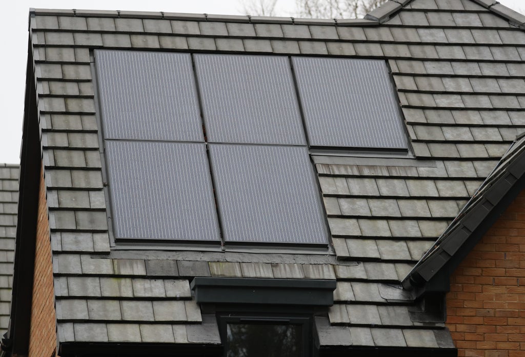 pay-up-or-have-licences-ripped-up,-ofgem-warns-five-suppliers