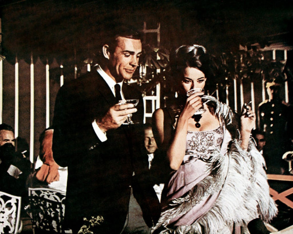 sean-connery’s-james-bond-was-basically-a-rapist,-says-no-time-to-die-director
