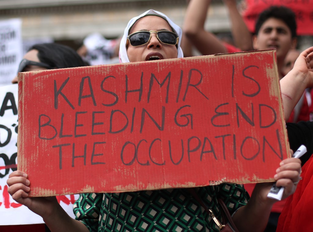 mp-calls-for-uk-to-speak-up-to-help-end-‘abuses’-in-kashmir