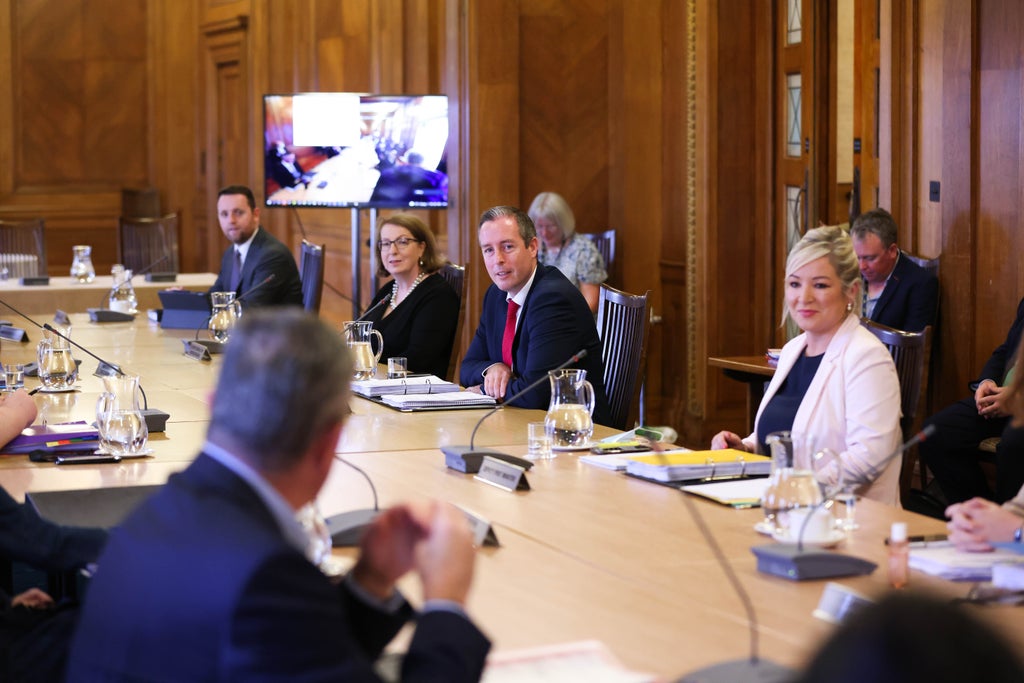 ministers-agree-no-changes-to-covid-rules-but-signpost-‘significant-date’