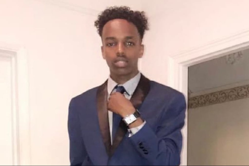 first-picture-of-‘gentleman’,-22,-shot-to-death-in-haringey-as-police-seek-public’s-help-to-catch-killer