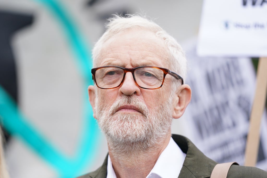 labour-leadership-wants-to-try-to-shut-down-debate,-says-corbyn