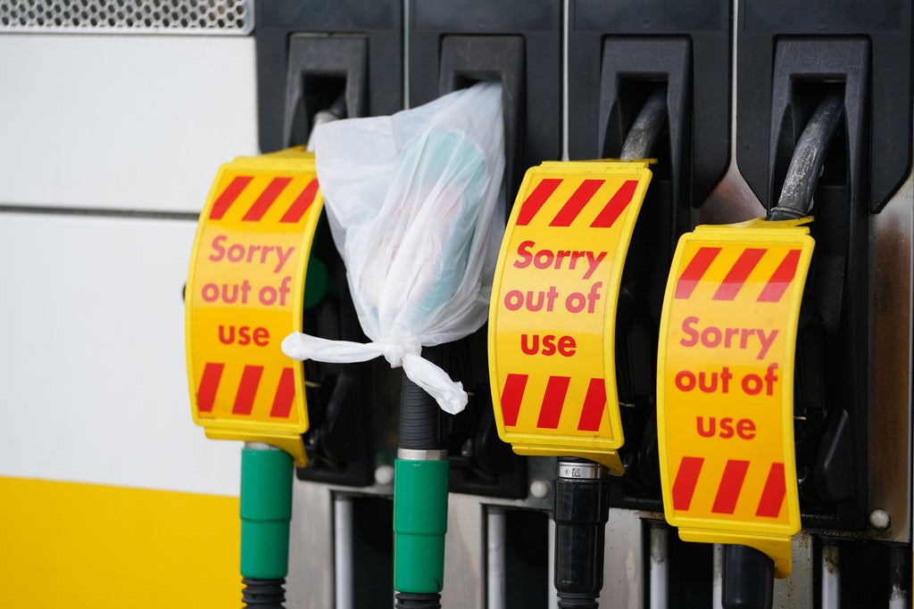 petrol-panic-buying-causing-‘really-serious-problems’-as-pumps-run-dry