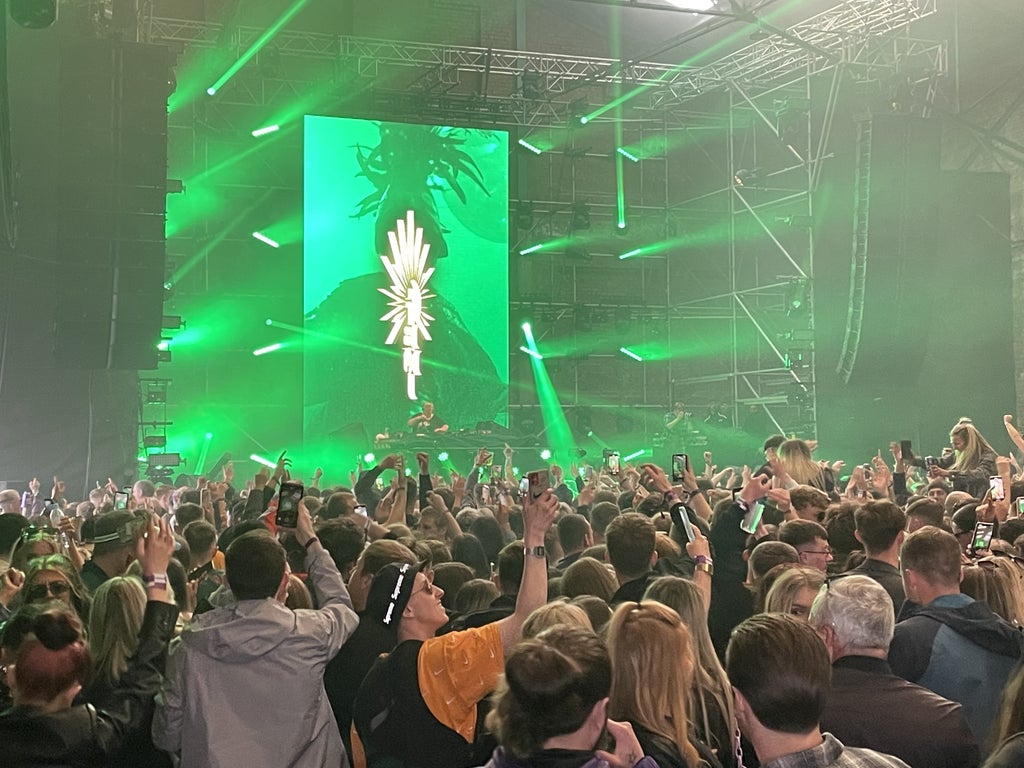 vaccine-passports-would-be-needed-for-nightclubs-and-sport-under-covid-plan-b