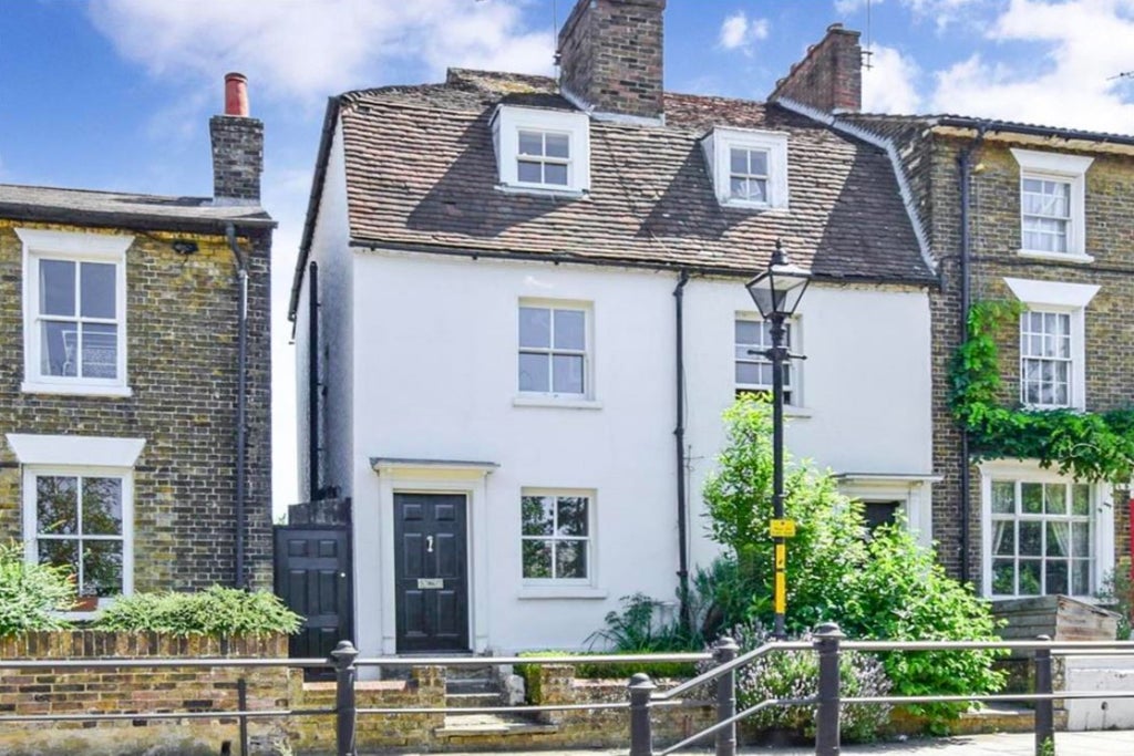 stamp-duty-holiday-end:-where-london-first-time-buyers-can-still-avoid-property-tax