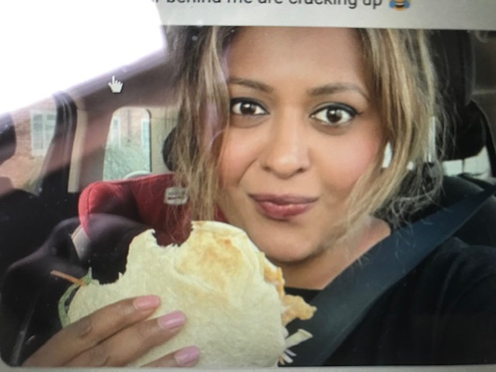 hungry-driver-orders-takeaway-as-she-gets-stuck-in-‘mother-of-all-queues’-at-petrol-station