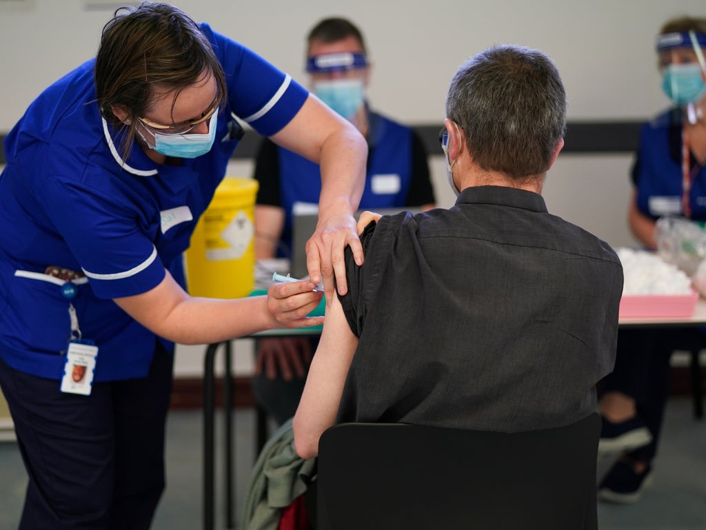 novavax-vaccine-trialists-to-be-offered-two-extra-pfizer-jabs-to-allow-them-to-travel