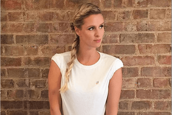 seven-ways-to-dress-up-a-plain-t-shirt