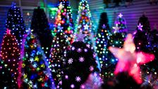 artificial-christmas-trees:-here’s-what-you-should-know-this-year