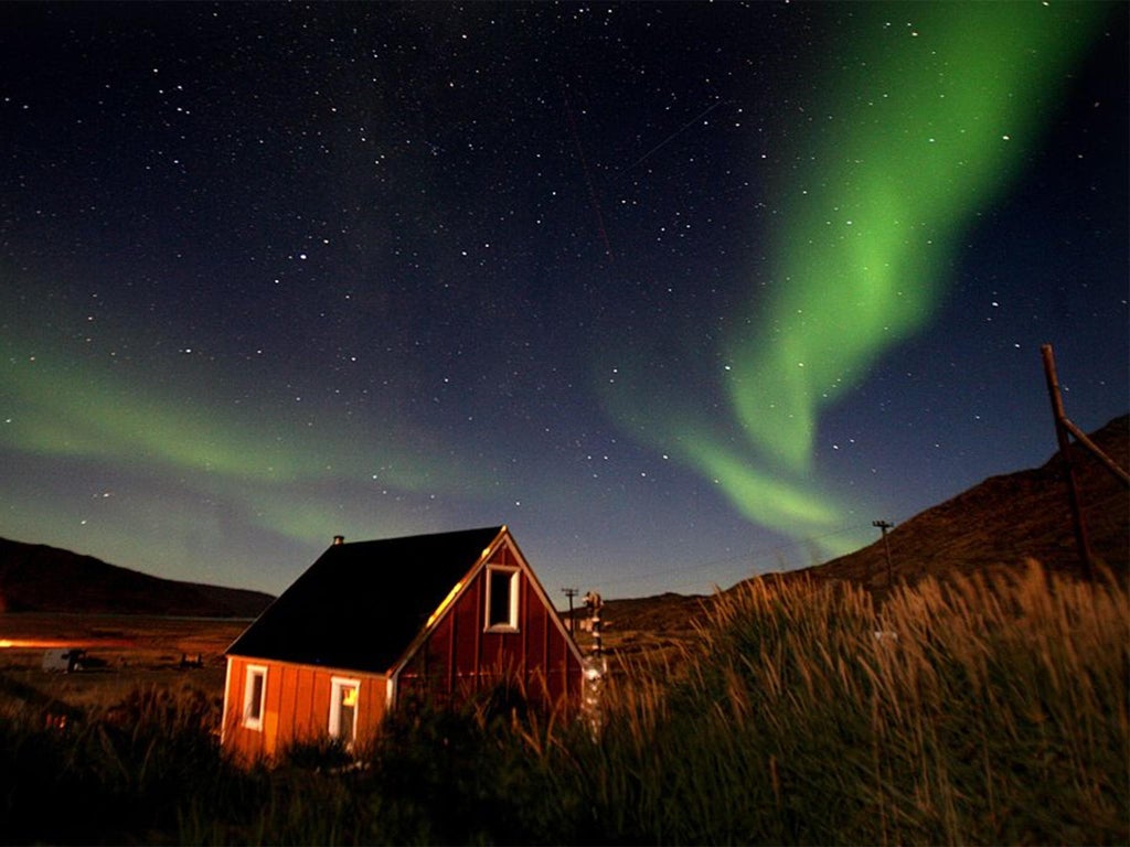 northern-lights:-how-and-where-to-see-the-aurora-borealis-in-the-uk-tonight
