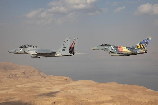 iran-warned-over-nuclear-weapons-by-israel-as-an-air-strike-could-‘lead-to-a-very-complicated-war’