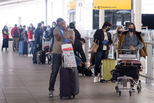 germany-bans-airlines-from-transporting-brits-from-sunday-in-an-attempt-to-curb-the-spread-of-omicron