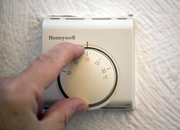 a-guide-on-how-to-paint-a-thermostat