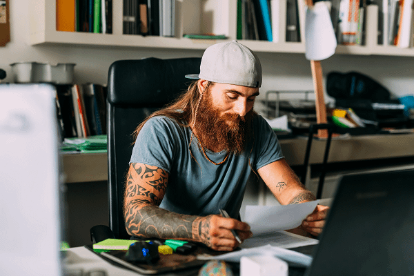 uk-workers-express-job-satisfaction-despite-blue-monday-but-still-lag-behind-european-counterparts-for-wellbeing