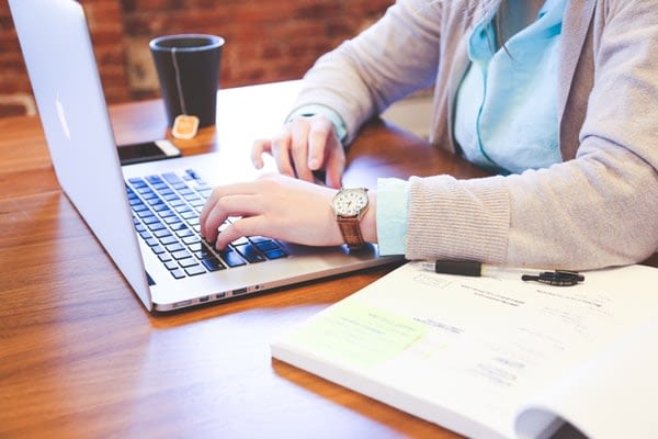 the-main-benefits-of-ongoing-staff-training-and-how-to-deliver-it-effectively