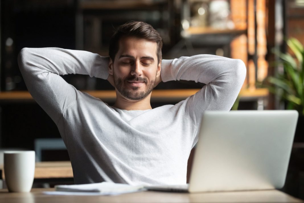 things-you-need-to-know-to-start-your-career-in-voice-acting