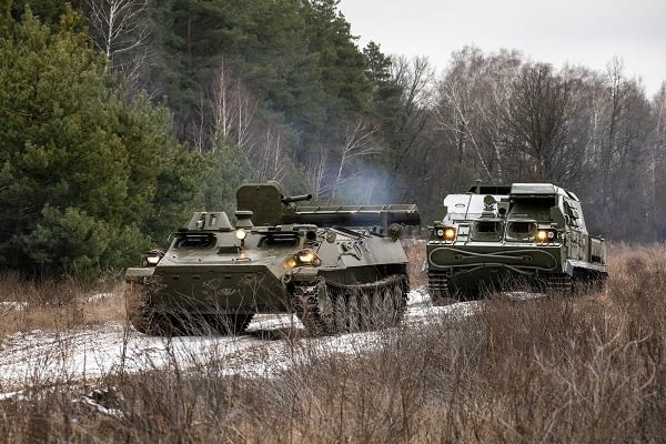 boris-is-considering-to-send-troops-to-ukraine-border-whilst-nato-are-mulling-setting-up-1,000-new-battle-groups