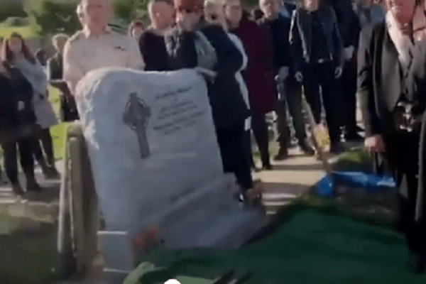 how-to-write-a-funeral-announcement