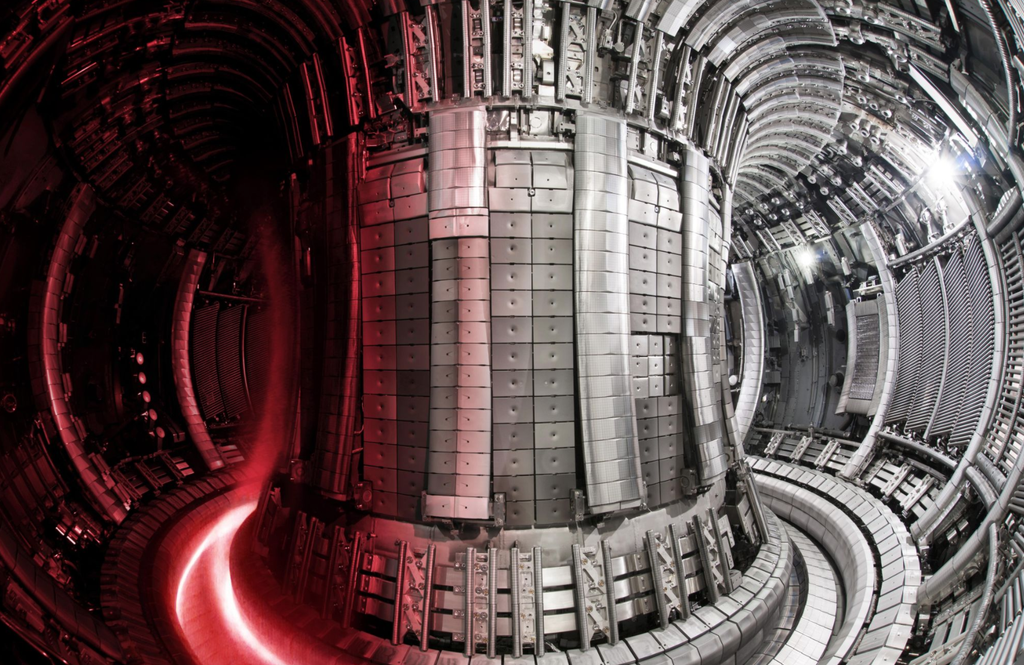 scientists-set-energy-output-record-after-creating-‘mini-star’-in-reactor