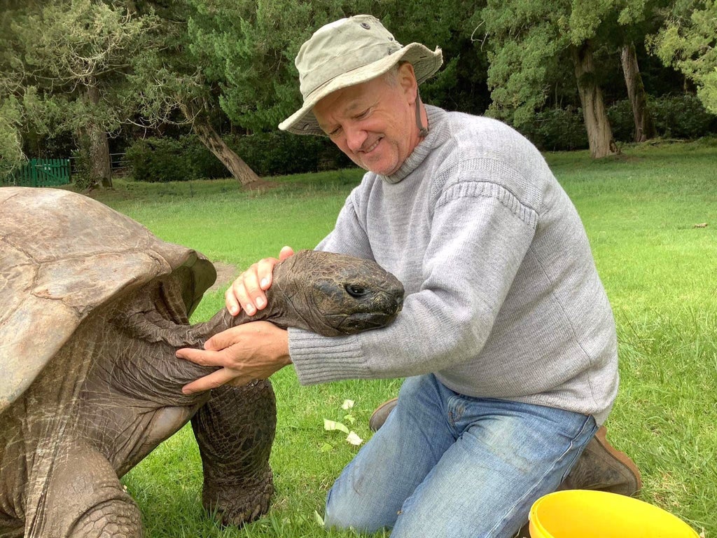 meet-jonathan-the-tortoise,-the-world’s-oldest-land-animal