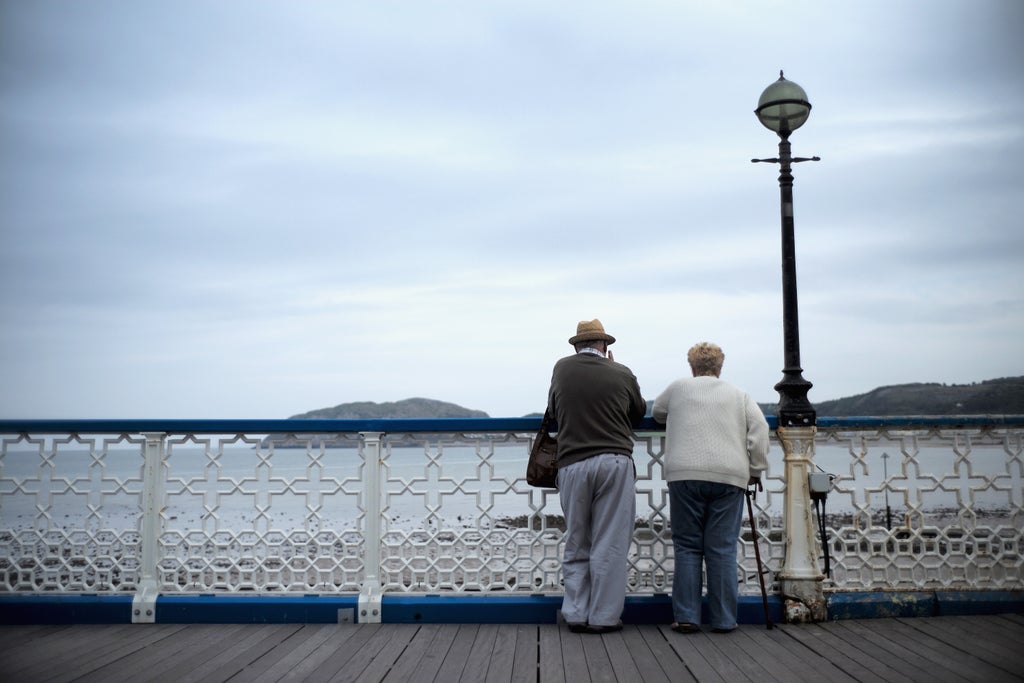 brain’s-processing-speed-remains-high-until-age-of-60,-study-finds