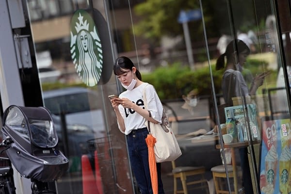 starbucks-trials-new-‘returnable-cup’-you-can-borrow-for-as-long-as-you-like,-and-return-anytime