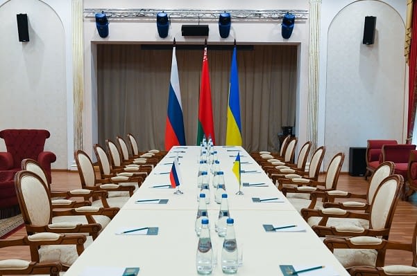 ukrainian-and-russian-delegations-have-completed-negotiations-for-a-peace-deal