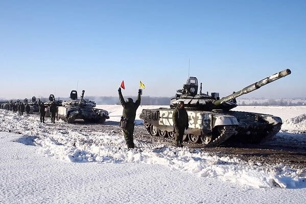 russian-troops-are-giving-up-fighting-with-‘mass-desertions’-with-an-entire-unit-walking-‘back-to-russia-on-foot’