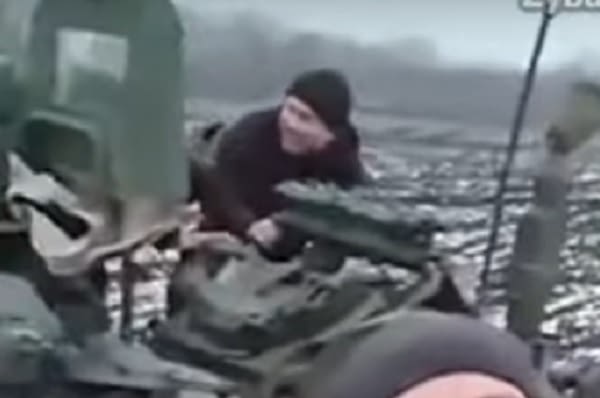 video-footage-shows-ukrainian-men-laugh-as-they-take-a-russian-tank-for-a-joyride-through-fields