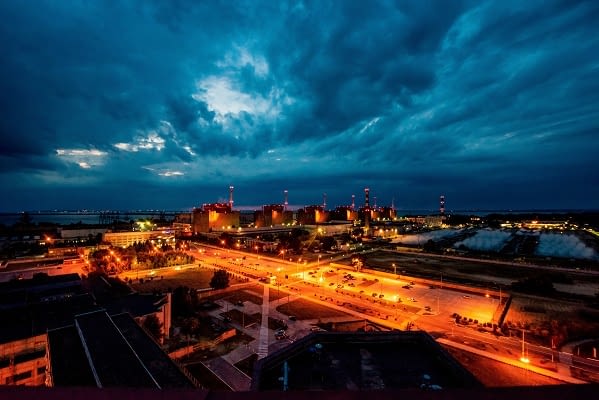 explosion-rocks-ukraine’s-largest-nuclear-power-plant-which-could-lead-to-‘the-evacuation-of-europe’