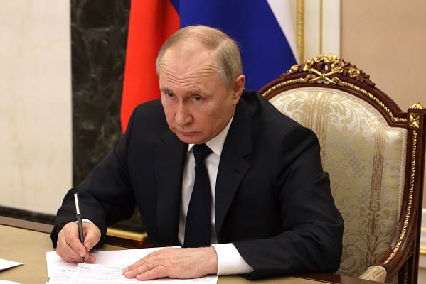uk-slaps-sanctions-on-65-more-russian-people