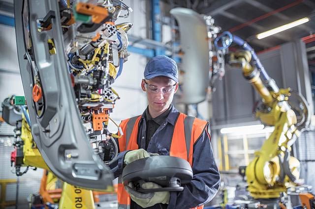 six-best-practices-for-training-ai-models-in-manufacturing