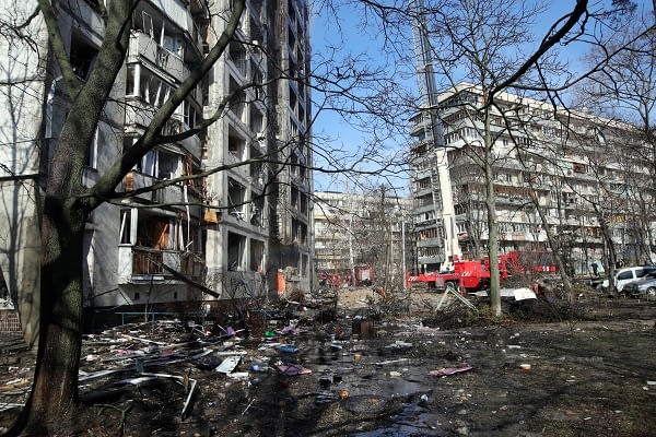 putin’s-forces-scatter-toys-with-explosives-designed-to-‘explode-after-touching’-blowing-‘part-of-limb-off’