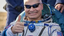 us-astronaut-ends-record-long-spaceflight,-touches-down-in-russian-capsule