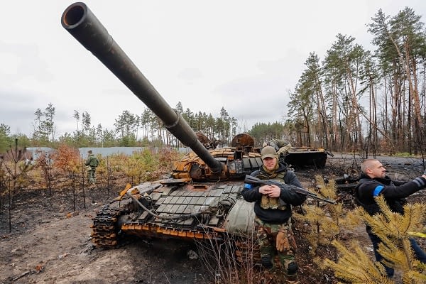 russia-accused-of-‘genocide’-as-soldiers-‘execute-mayor’-with-her-son-and-husband-and-drive-over-women-and-young-girls-in-tanks