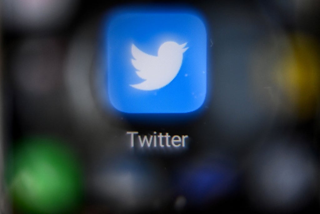 new-bot-can-spot-nine-out-of-10-depressed-twitter-users,-scientists-say