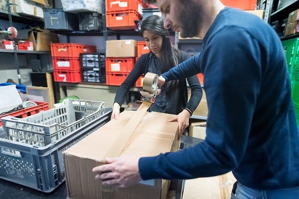 why-is-choosing-the-correct-dropshipping-platform-is-crucial-for-building-your-platform?