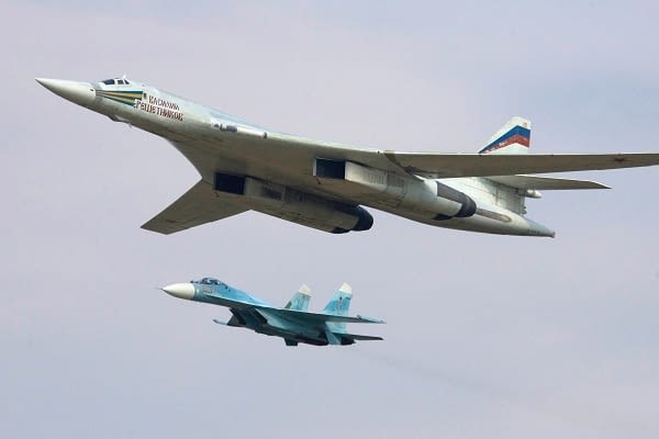 world-warned-they-‘must-prepare-for-russian-nuclear-attack’-as-putin’s-nuclear-bombers-are-flying-over-the-black-sea