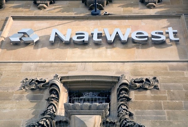 benefits-of-an-lms-for-banking-and-financial-institutions