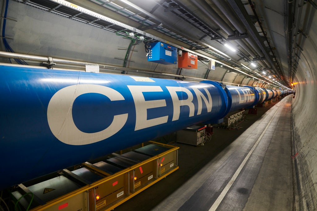 world’s-most-powerful-particle-accelerator-comes-back-to-life