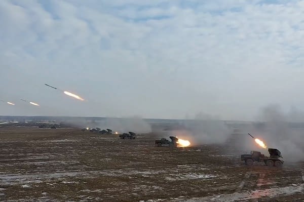 the-west-told-they-must-‘gear-itself-up’-for-‘worst-case-scenario’-as-putin-could-formally-declare-war-against-ukraine