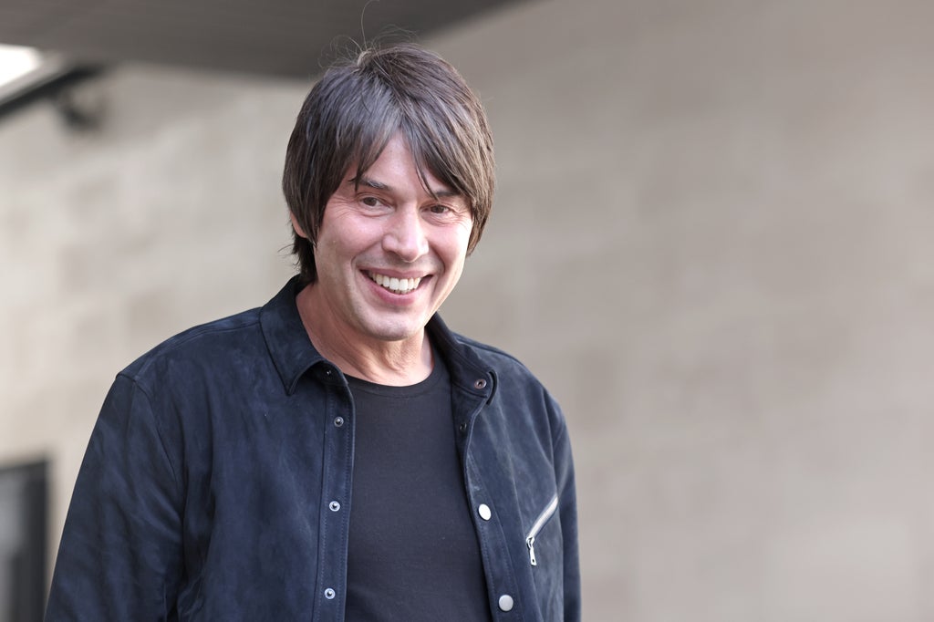 ‘things-like-us-may-be-extremely-rare’,-prof-brian-cox-says