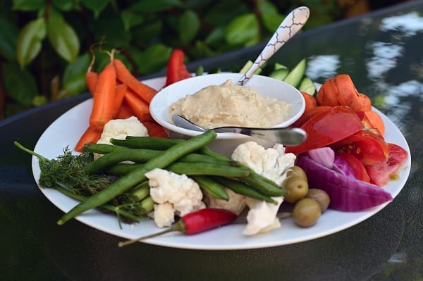 how-a-plant-based-diet-can-help-you-save-money,-improve-your-health-and-save-the-planet